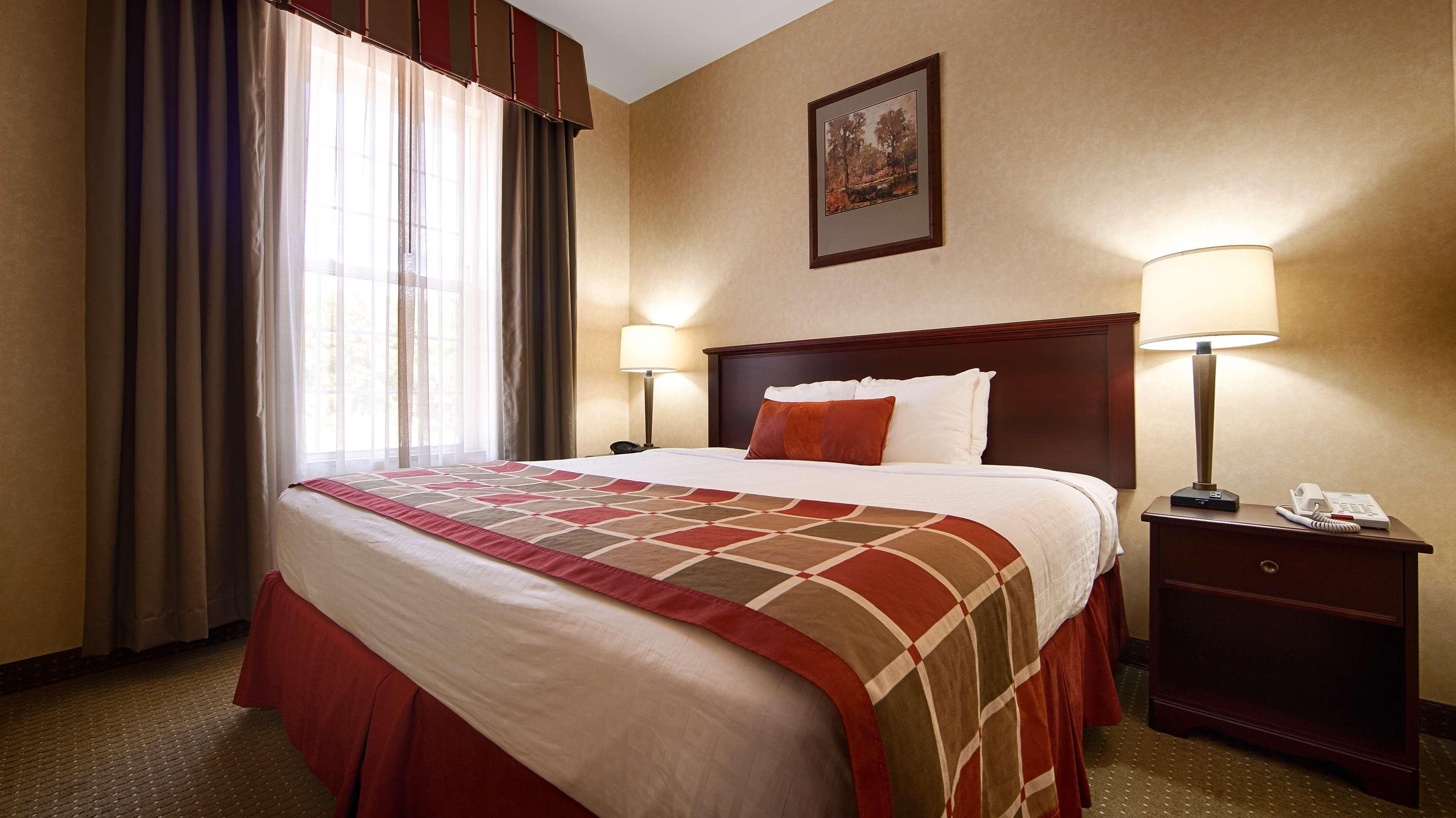 Best Western Plus Ticonderoga מראה חיצוני תמונה